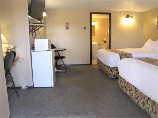 Bear Country Inn And Suites Mountain View エクステリア 写真