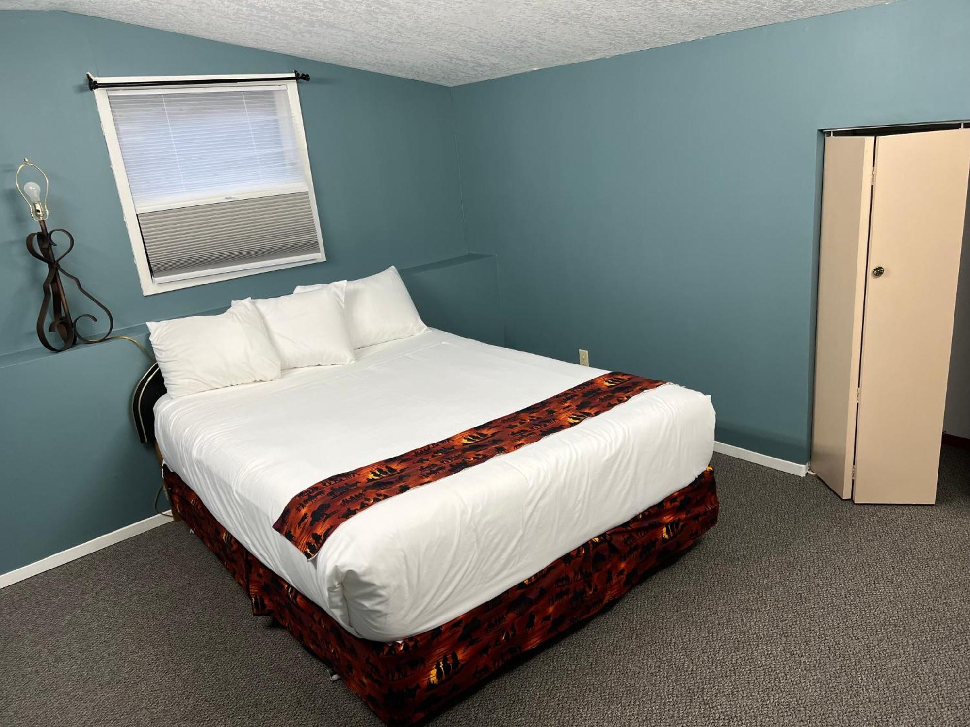Bear Country Inn And Suites Mountain View エクステリア 写真